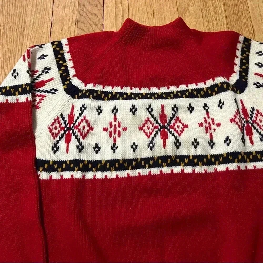 Vintage Sweater in red and white size small - Picture 4 of 9